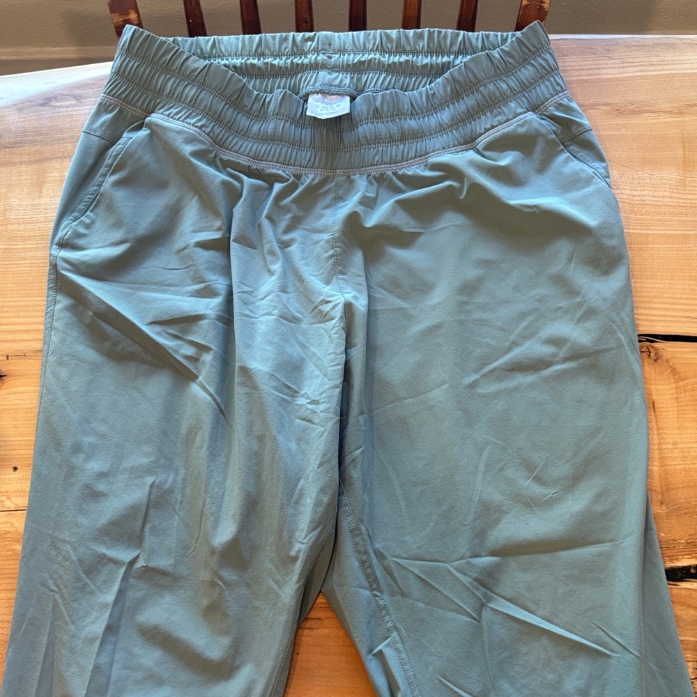 Women’s free fly breeze joggers xl